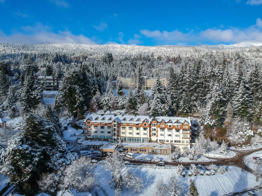 Huinid Bustillo Hotel & Spa 1