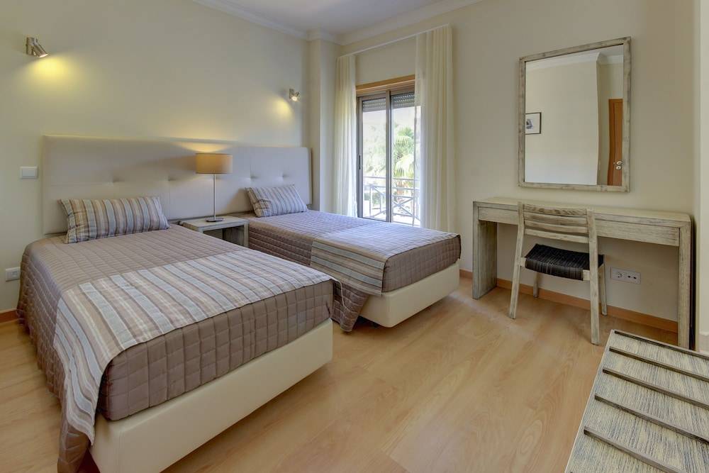 Pinheiros da Balaia Villas 2
