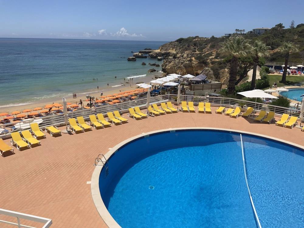 Borda d`Água, Praia da Oura 1