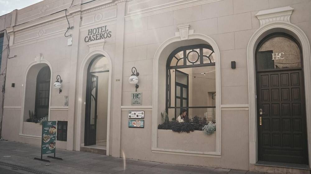 Hotel Caseros Salta 1