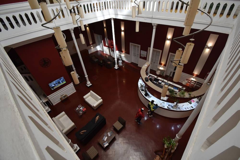 Hotel Plaza 1