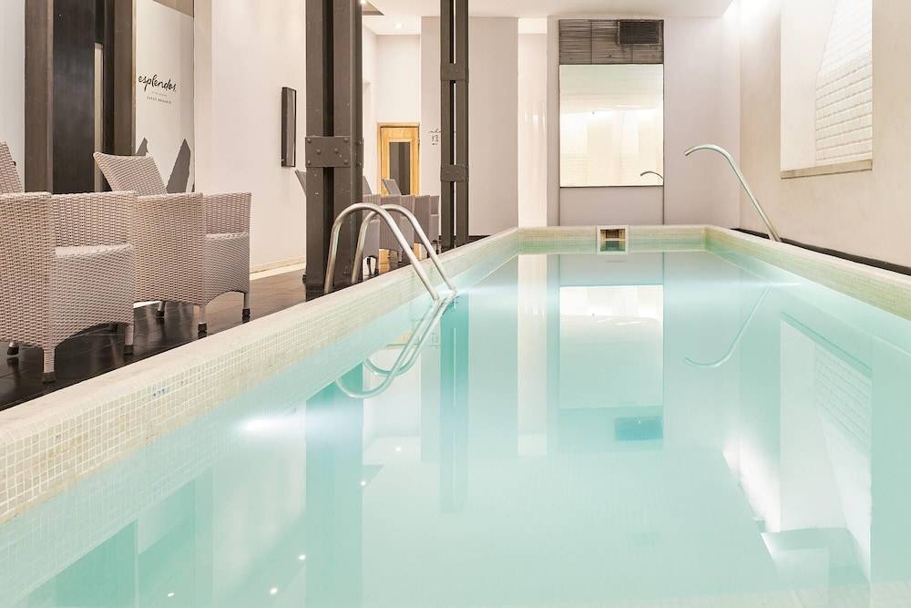 Esplendor by Wyndham Savoy Rosario 1