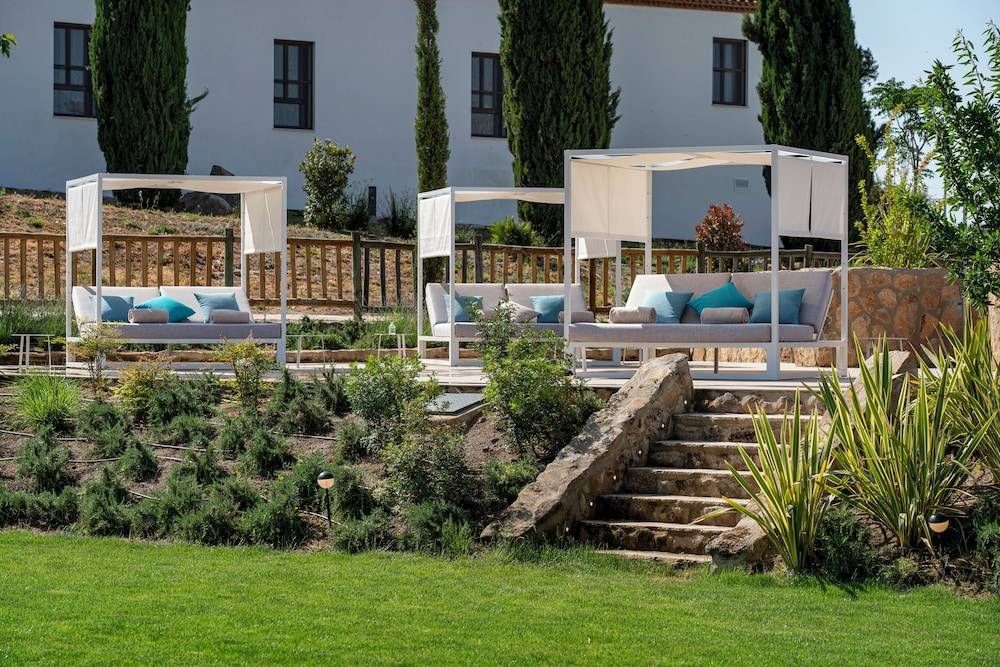 Hospes Palacio de Arenales & Spa 1