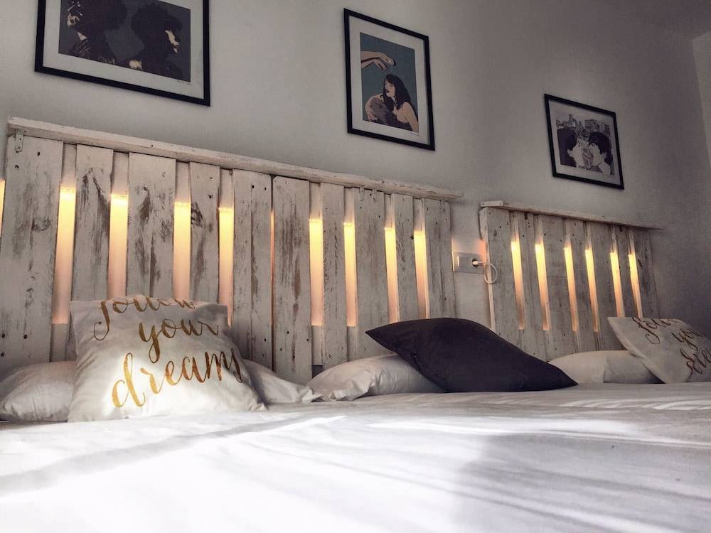 Hostal Ciempozuelos, familiar, cerca del Parque Warner y Madrid 1