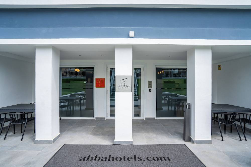 abba Apartments Playa de Gros San Sebastián 2