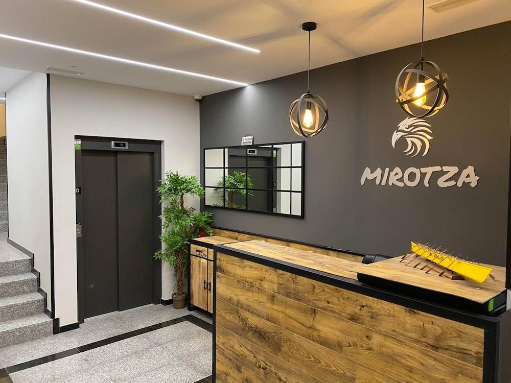 MIROTZA ROOMS AND APARTMENTS 2