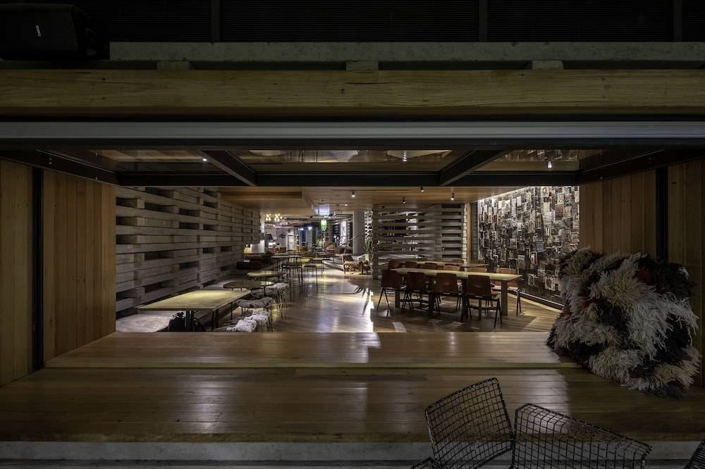 Ovolo Canberra, a Wyndham Hotel 2