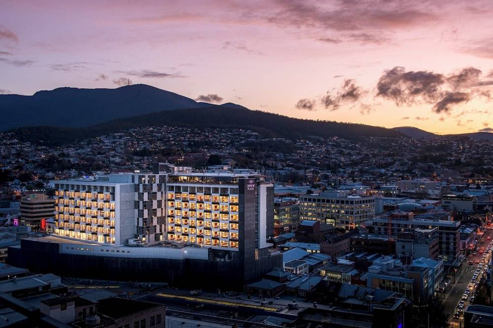 Crowne Plaza Hobart by IHG 1