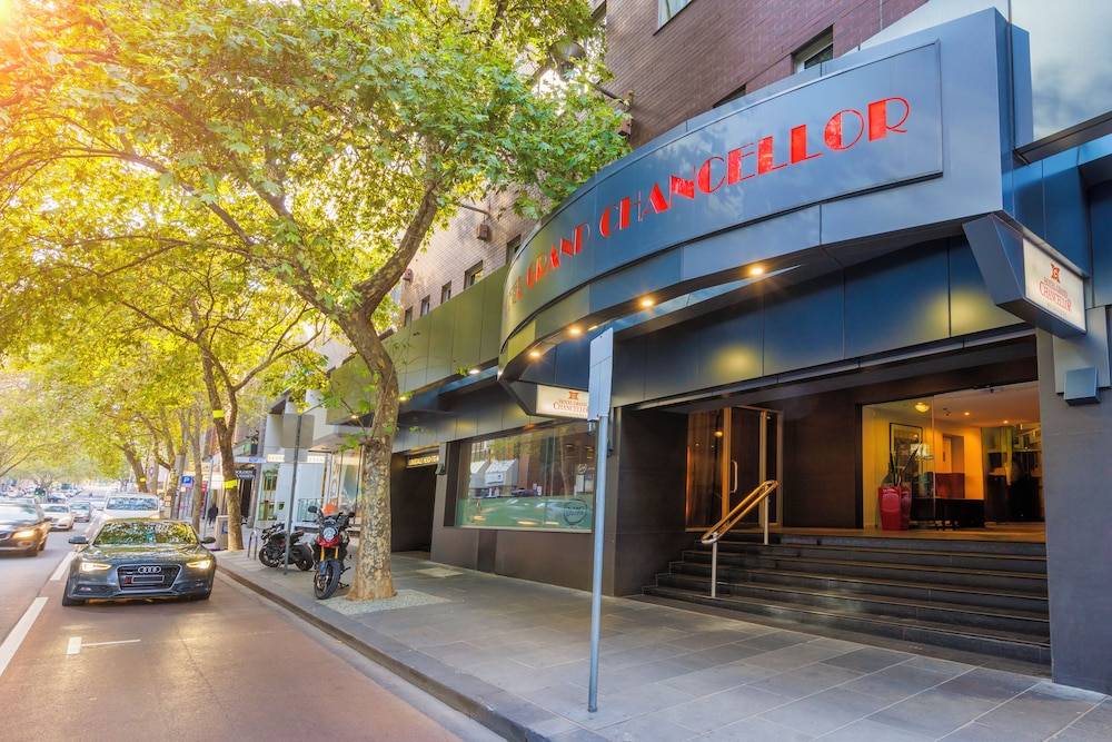 Hotel Grand Chancellor Melbourne 1