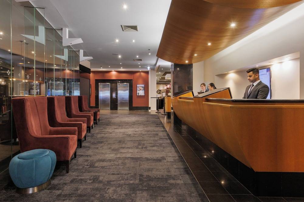 Hotel Grand Chancellor Melbourne 2