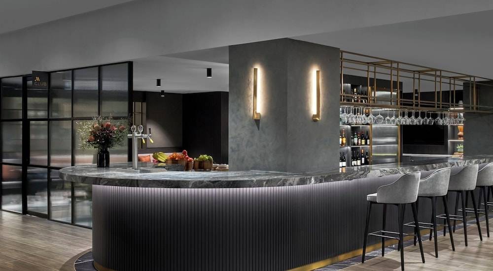 Melbourne Marriott Hotel 2