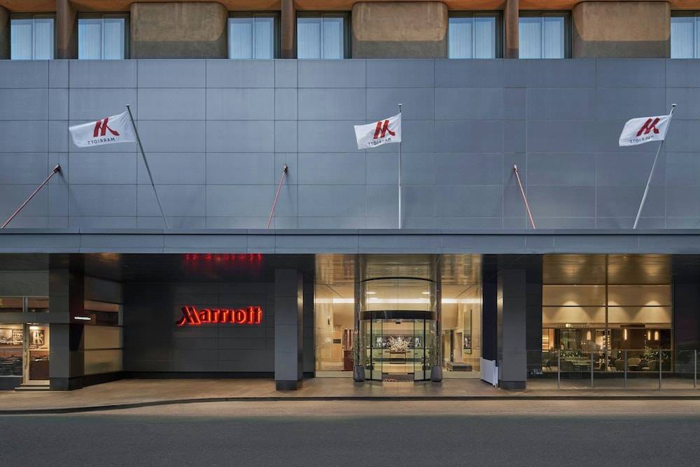Melbourne Marriott Hotel 1