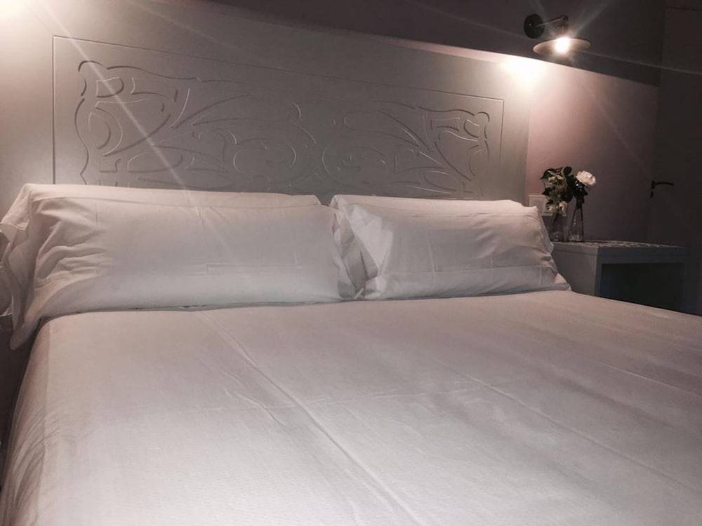 Hostal Los Castañuelos 2
