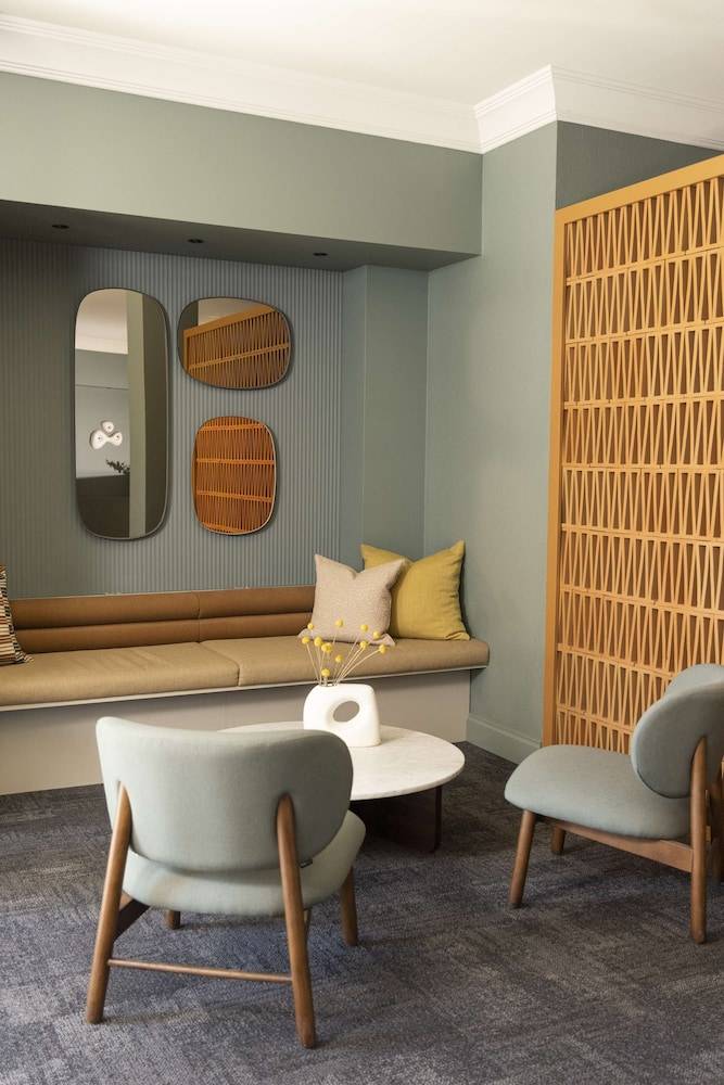 Pensione Hotel Perth 2
