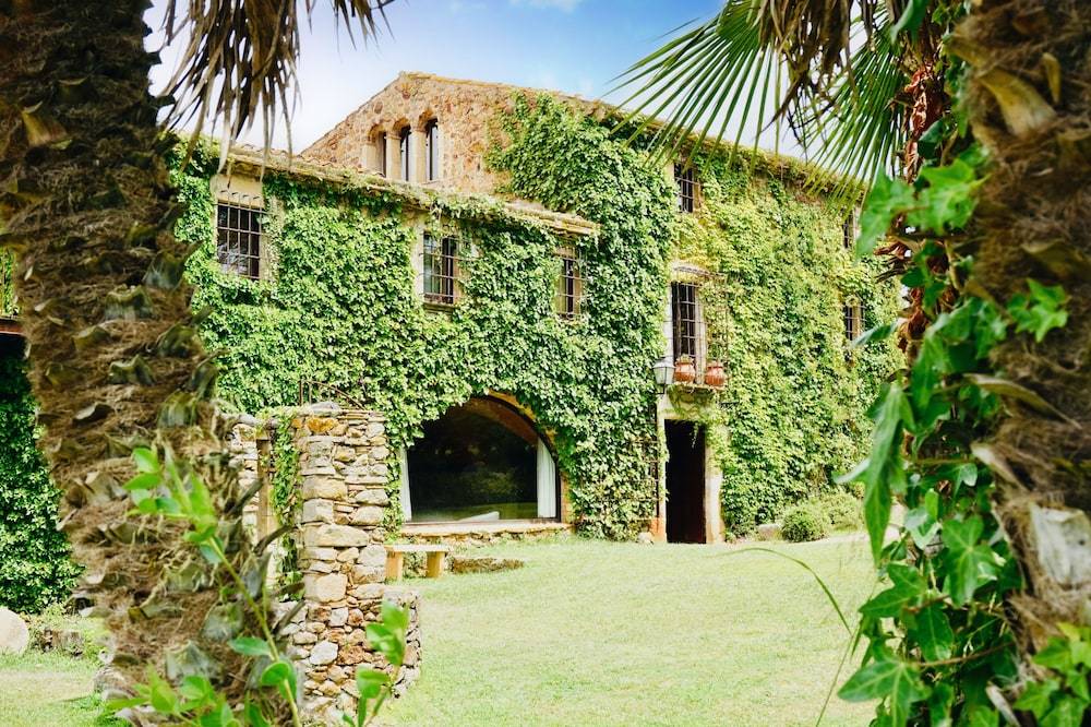Mas Salvi Country Boutique Hotel 1