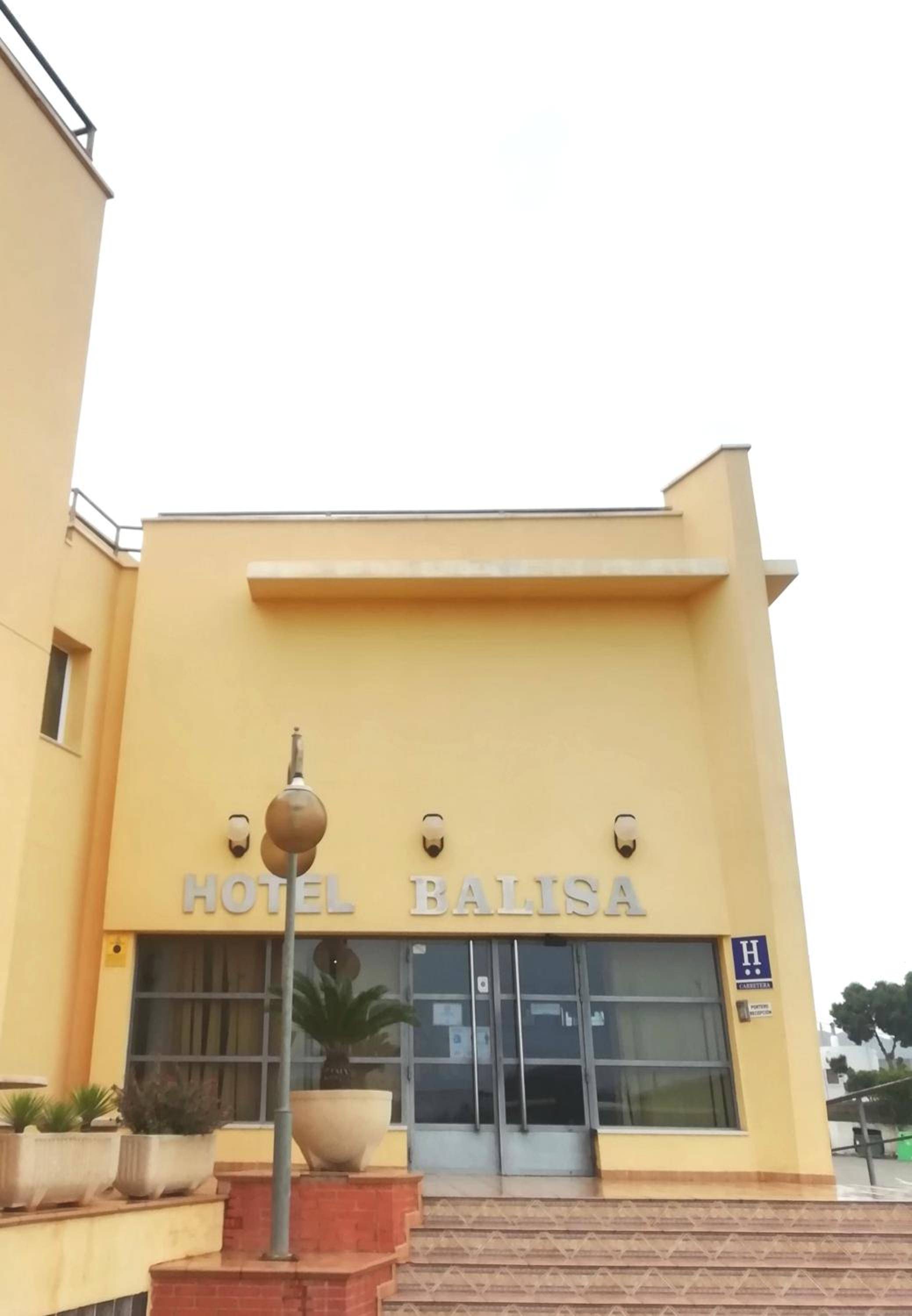 Bayo Lirola Hotel Balisa 1