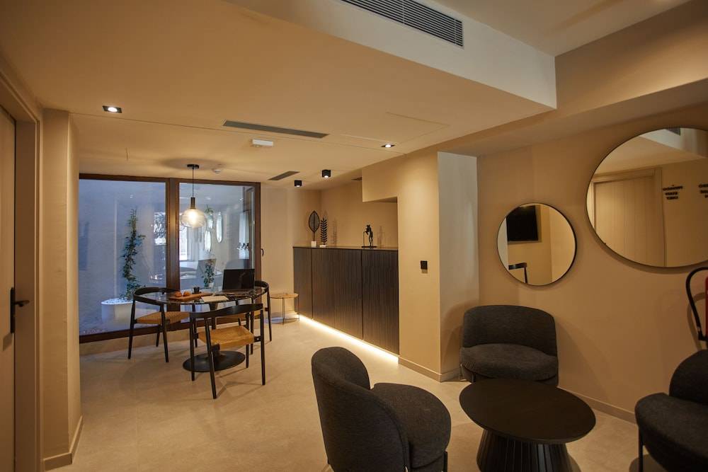 Belle Marivent Boutique Hotel 2