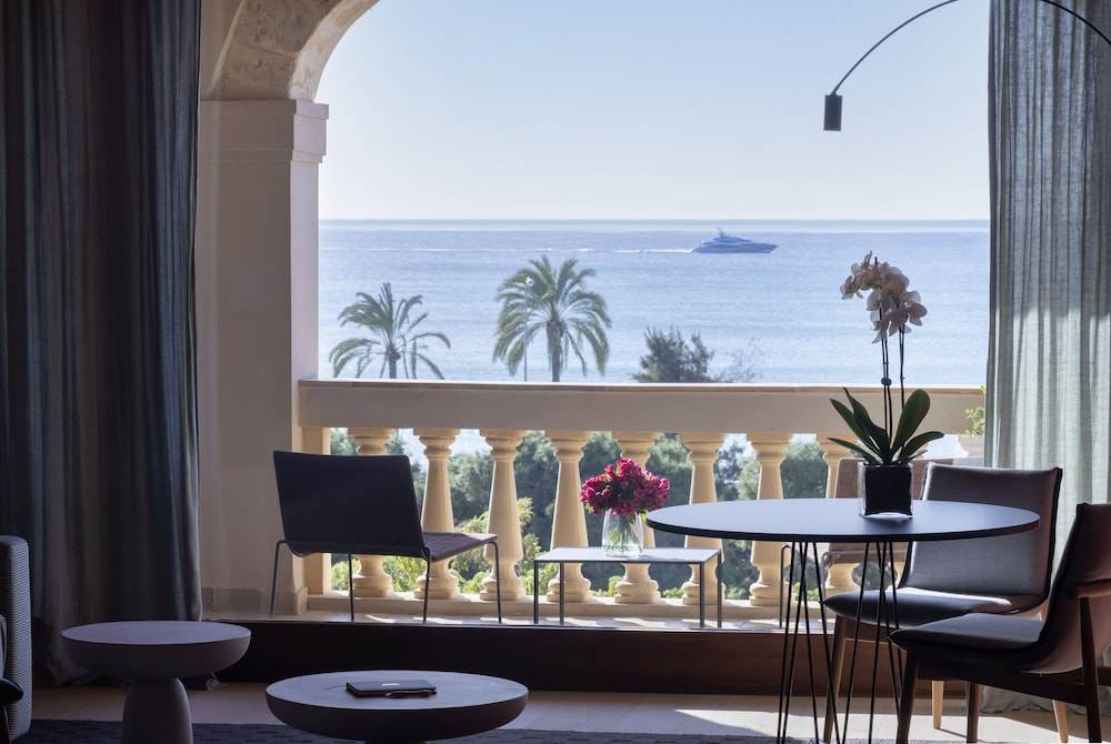 Calatrava Hotel, Mediterranean Sea House 1