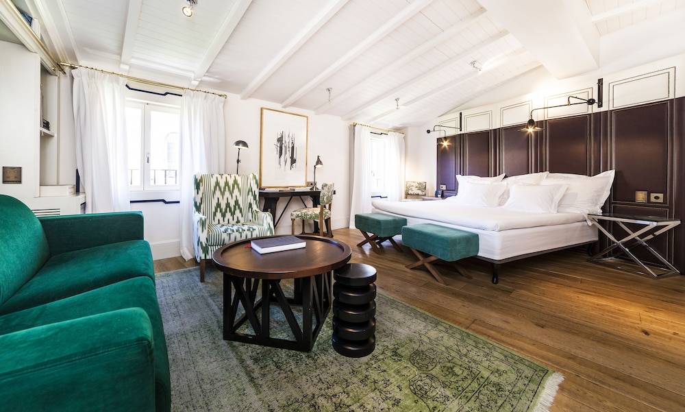 Hotel Cort 2