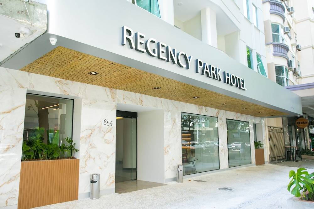 Regency Park Hotel 1