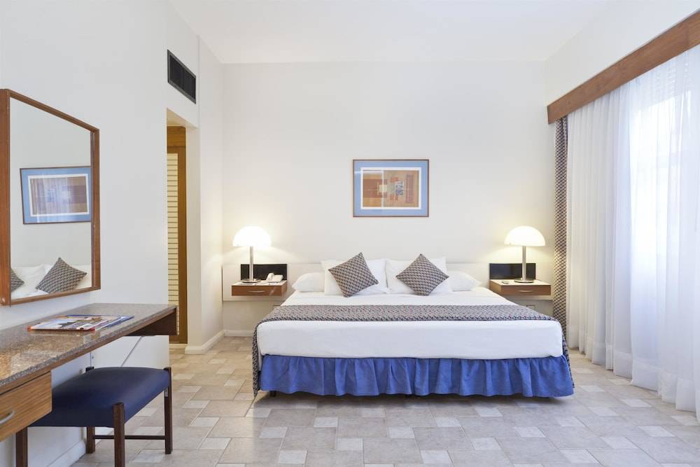 Savoy Othon Lite 1