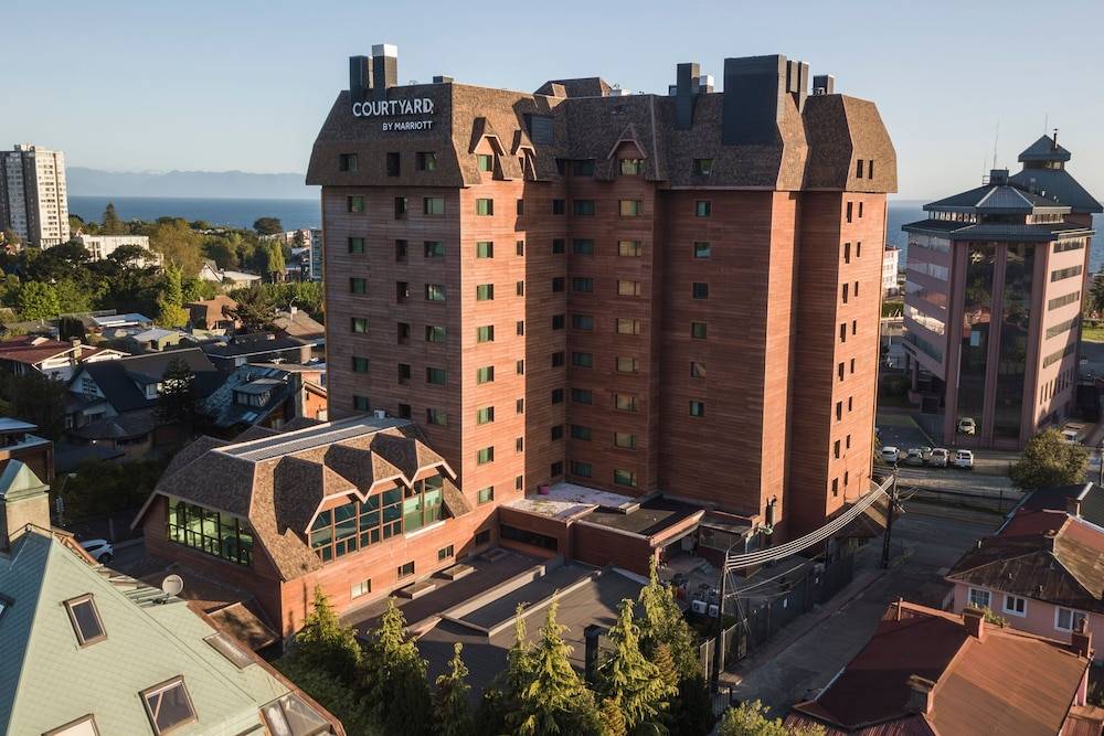 Courtyard by Marriott Puerto Montt 1