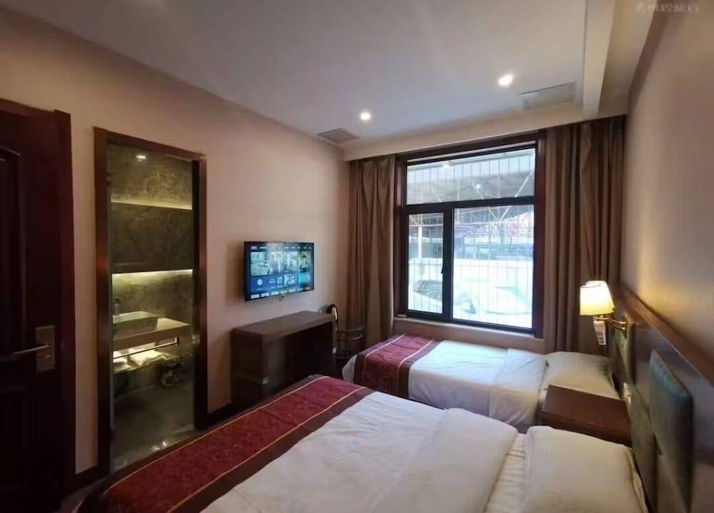 Beijing Huiqing Garden Bussiness Hotel 1