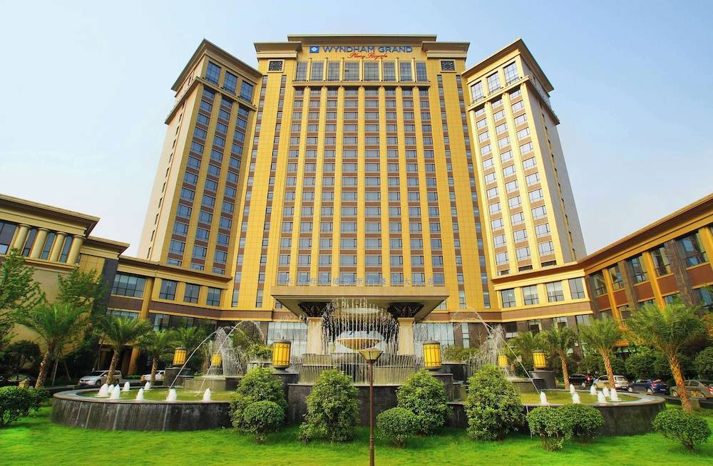 Wyndham Grand Plaza Royale Palace Chengdu 1