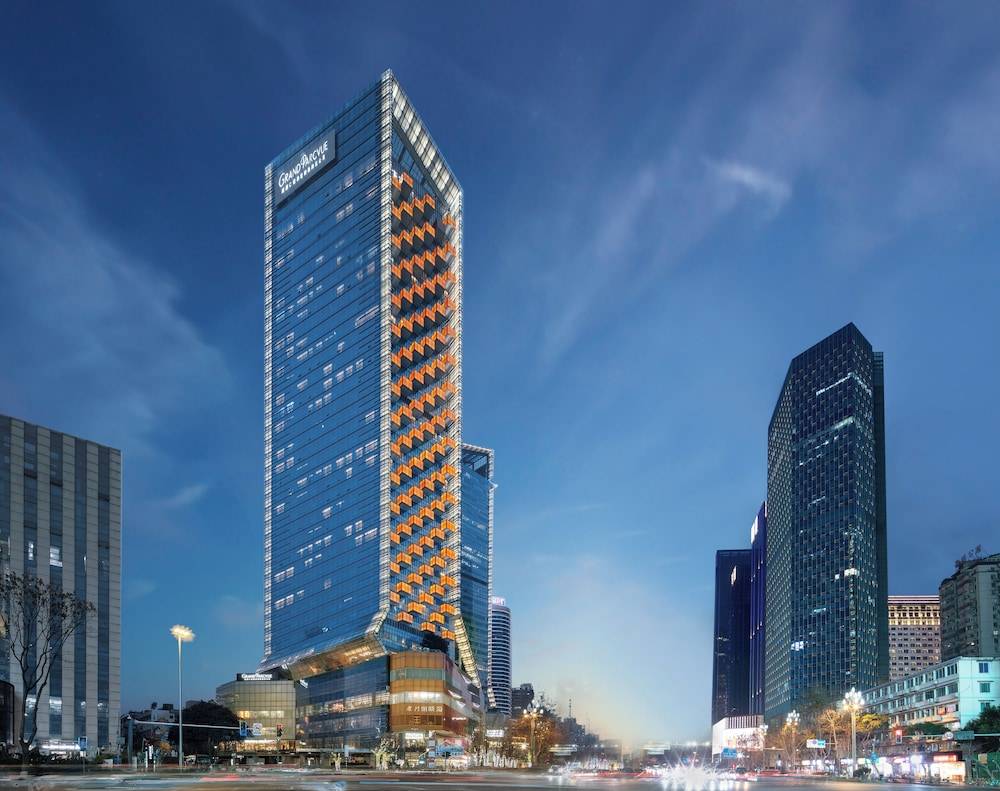 Grand ParcVue Hotel Residence Chengdu 1