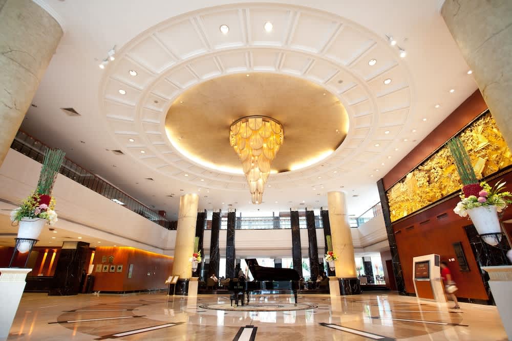 Guangzhou Dong Fang Hotel 2