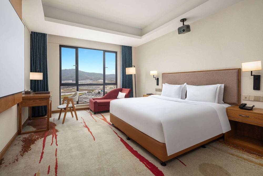 Days Inn by Wyndham Hangzhou Zhuantang 1