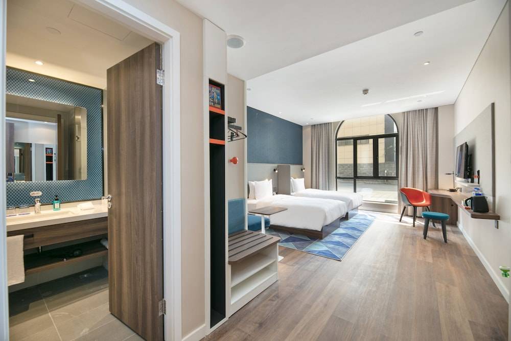 Holiday Inn Express Hangzhou Xixi Tourism Zone by IHG 2