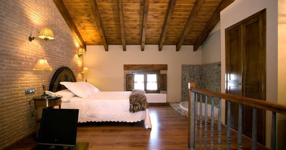 Posada Los Condestables Hotel & Spa 2