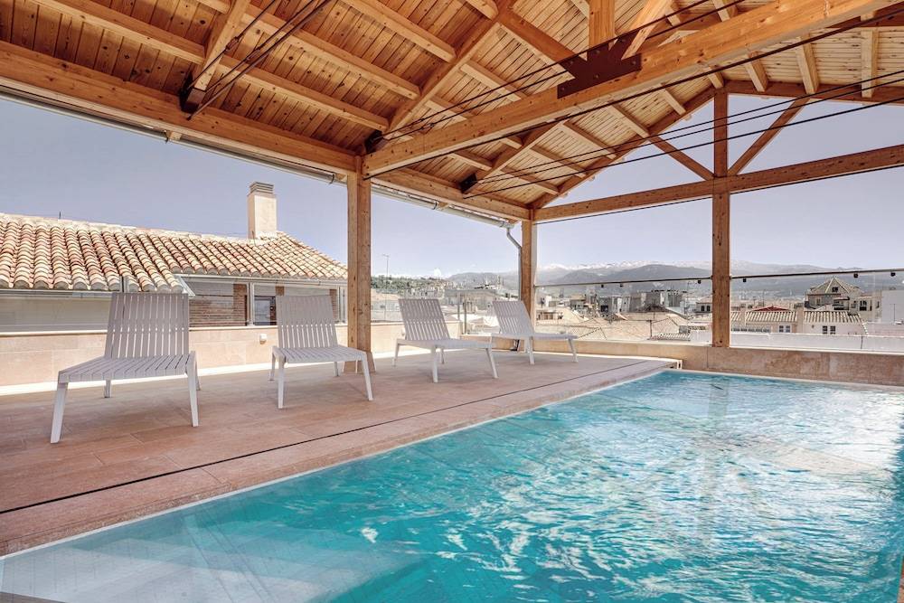 Sercotel Granada Suites 1