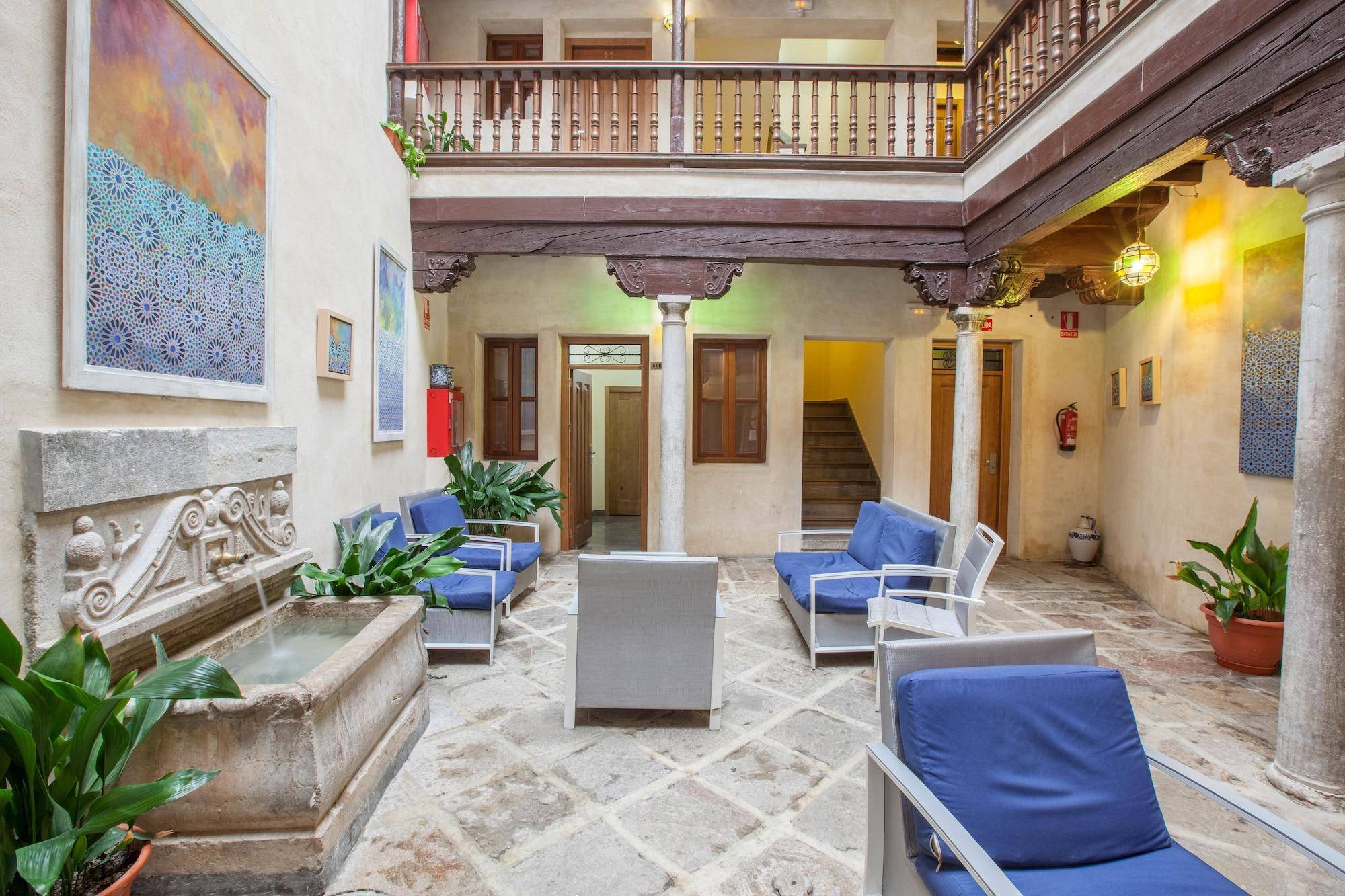 Hotel Mercader de Sedas by Maxi Hoteles 1
