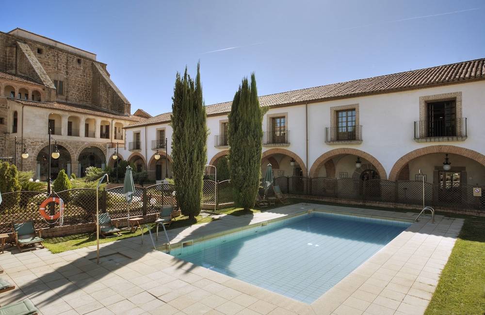 Parador de Plasencia 1