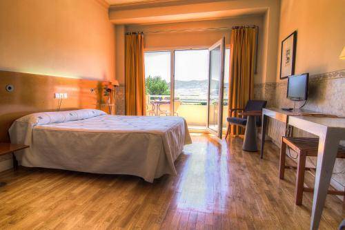 Hotel Azar 1