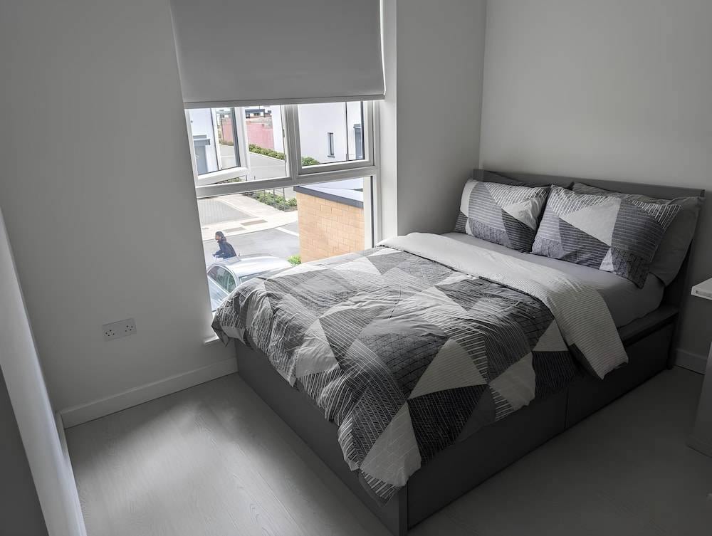 Private Rooms in a Peaceful Neighborhood 1