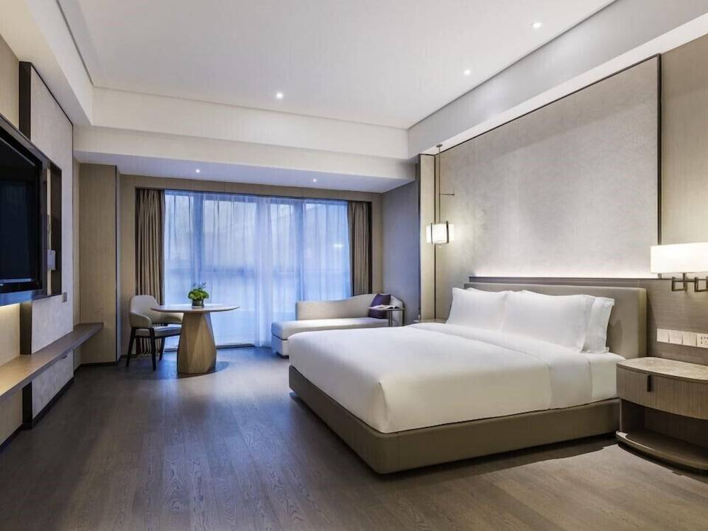 Grand Mercure Shanghai Lingang 2