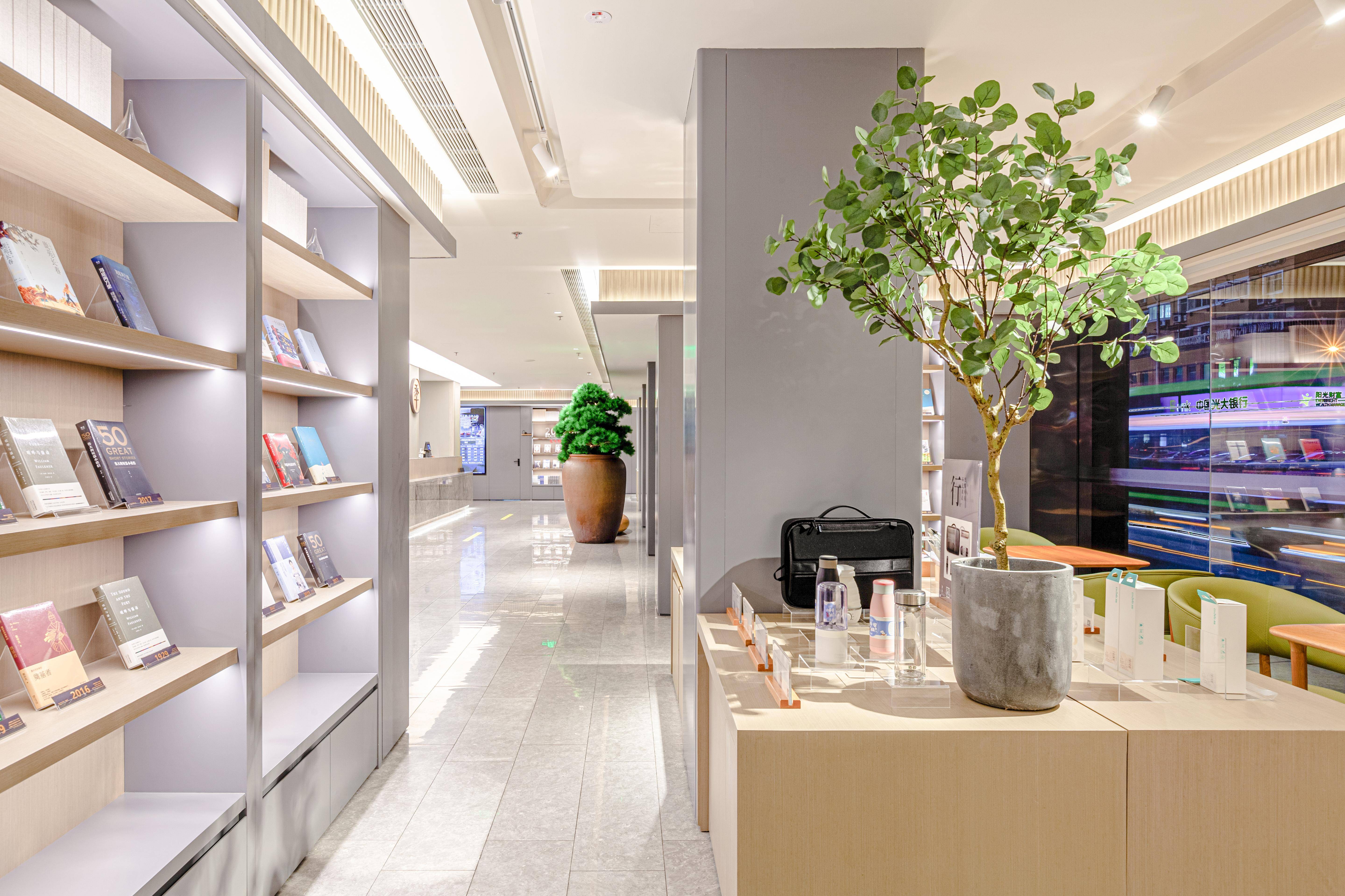 Ji Hotel (Shanghai Lujiabang Road Metro Station) 2