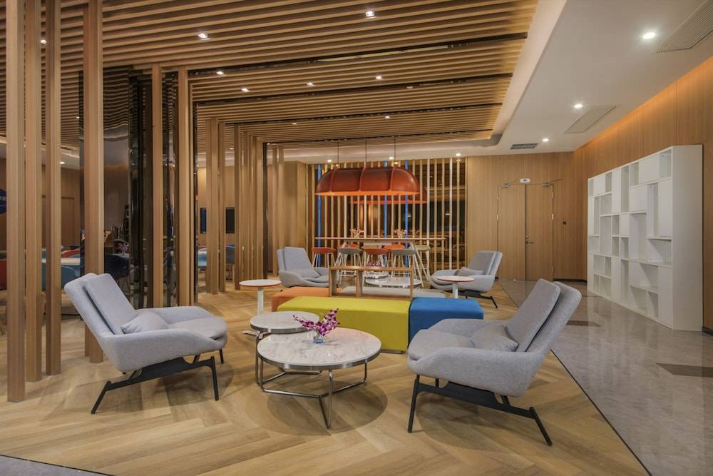 Holiday Inn Express Shanghai Xuhui Binjiang by IHG 2