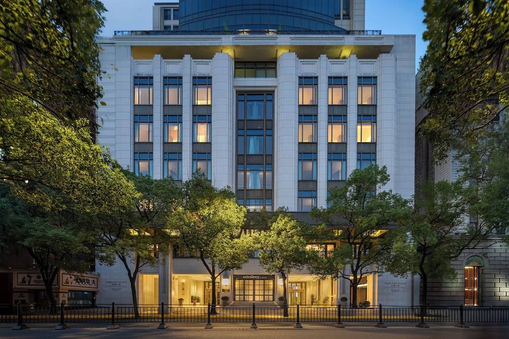 Mövenpick by Accor Shanghai People's Square 1