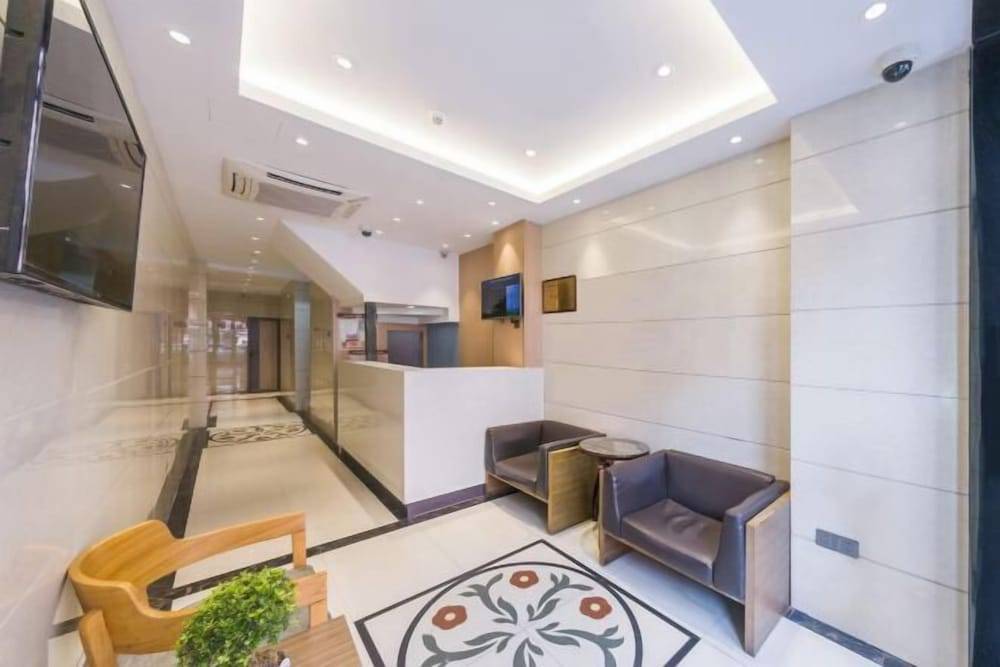 Homeinn Pebble Hotel (Shanghai Nanjing Road Pedestrian Street Jiangyin Road) 2