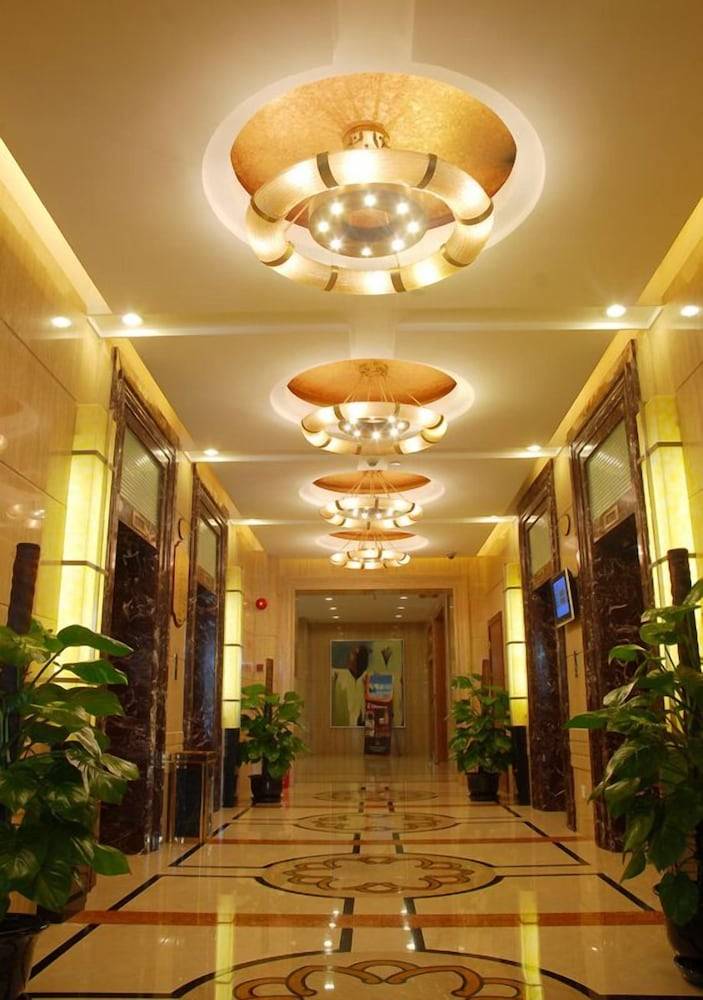 Howard Johnson Leonora Plaza Shanghai 2