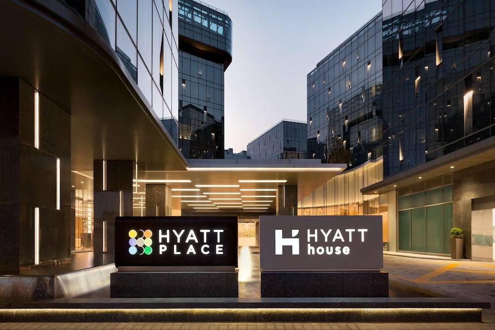 Hyatt Place Shanghai Hongqiao CBD 1