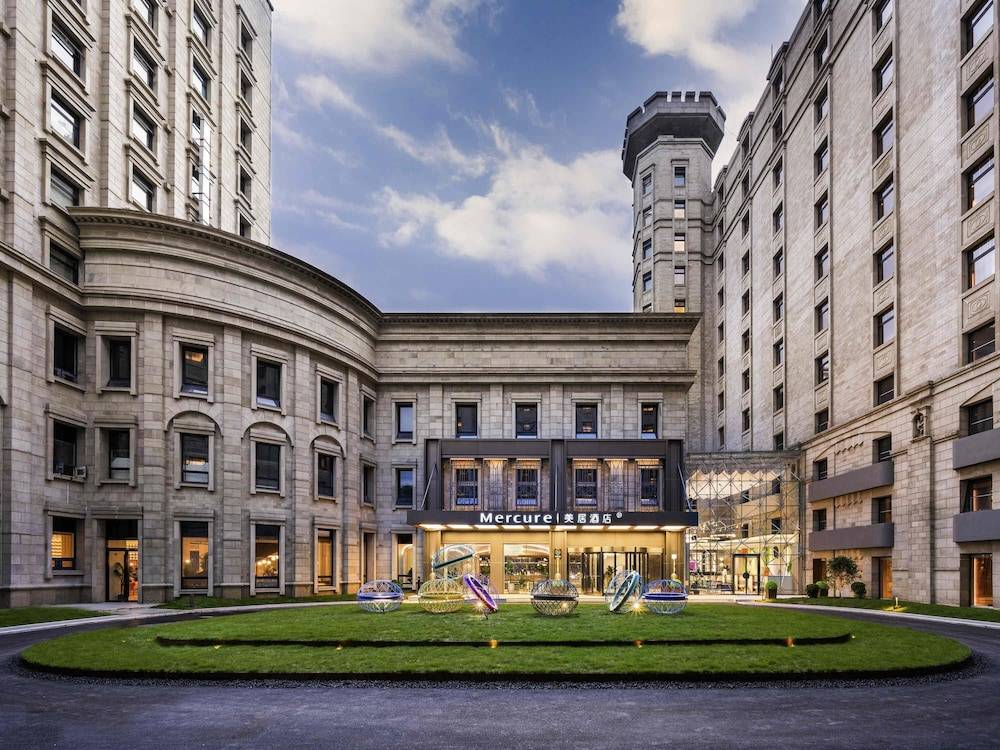 Mercure Shanghai Jinqiao 1