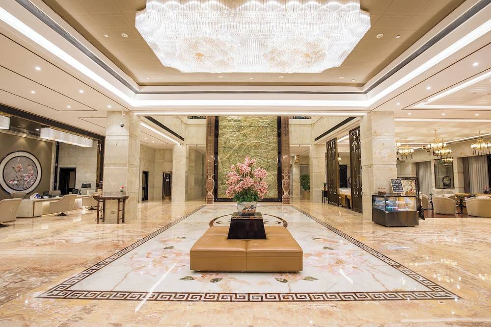 Royal Garden Hotel Shanghai 2