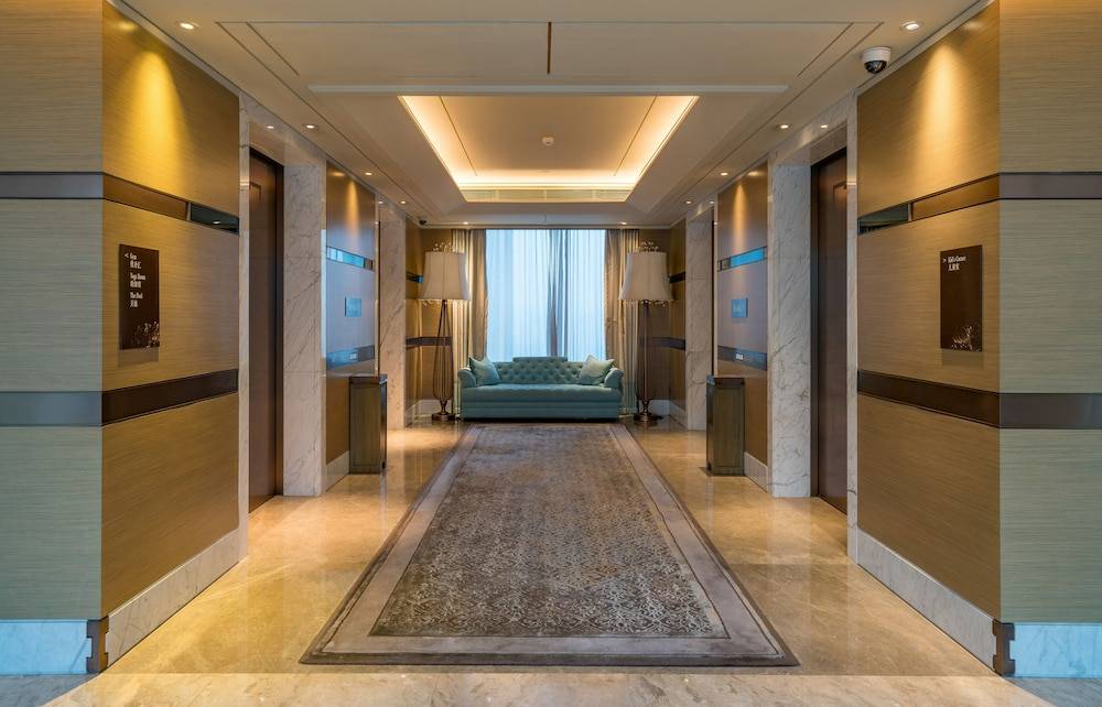 IFC Residence 2