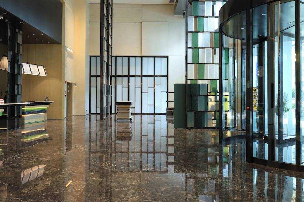 Holiday Inn Shenzhen Nanshan by IHG 2
