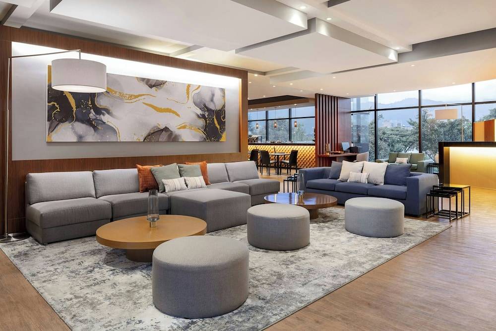 Fairfield by Marriott Bogota Embajada 1